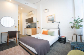 Chic Studio Oasis in the Heart of Darlinghurst NDA044-2, Sydney
